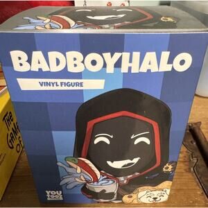 Youtooz BadBoyHalo Vinyl Figure Limited Edition #200 Unscratched Code Brand New
